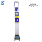 中国 DHM-15体育館の重量のスケールの高さおよび重量のスケールはビデオおよび重量の測定の硬貨BMIのスケールの広告を表示します 会社
